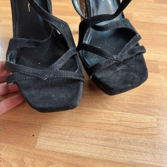 Jessica Simpson black spiked strappy sandals size 6 - Picture 4 of 14